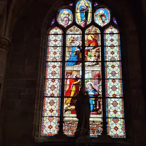 The Church of Auvers, between history and Van Gogh's perspective