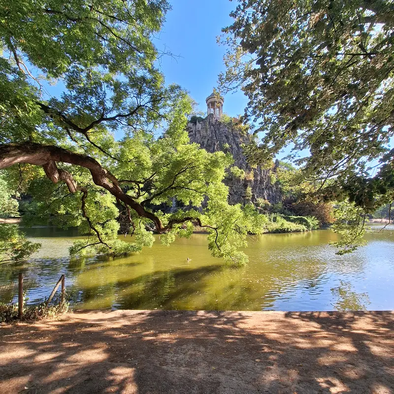 Lac du parc des Buttes Chaumont